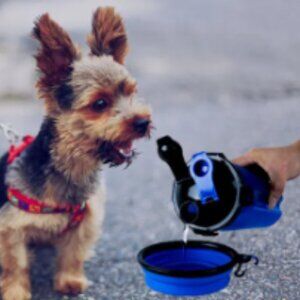 NWT - 2 IN 1 PET TRAVEL BOTTLE & BOWL